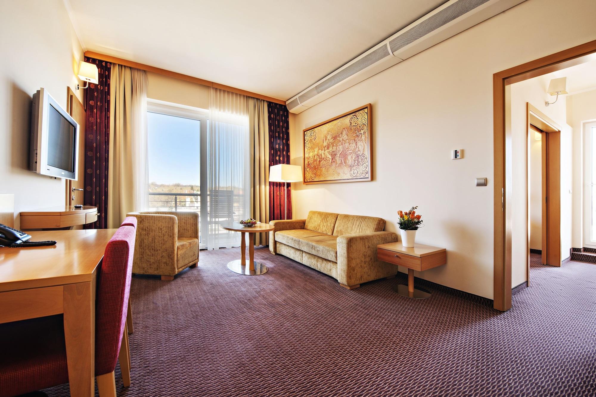 Grand Hotel Primus - Terme Ptuj - Sava Hotels & Resorts المظهر الخارجي الصورة
