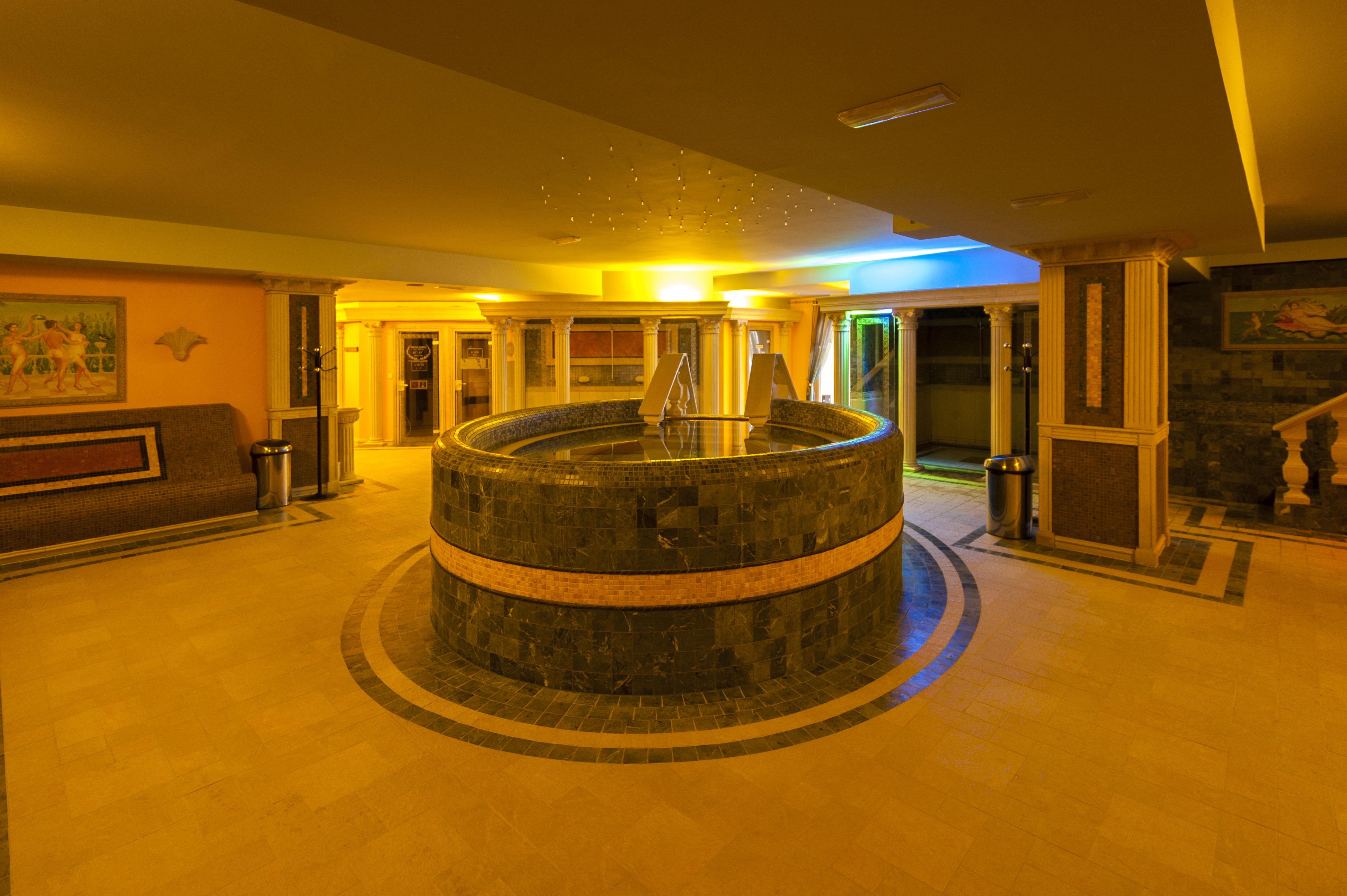 Grand Hotel Primus - Terme Ptuj - Sava Hotels & Resorts المظهر الخارجي الصورة