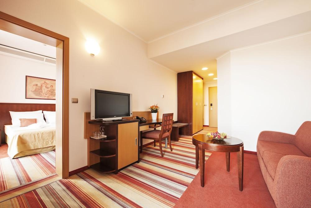 Grand Hotel Primus - Terme Ptuj - Sava Hotels & Resorts المظهر الخارجي الصورة