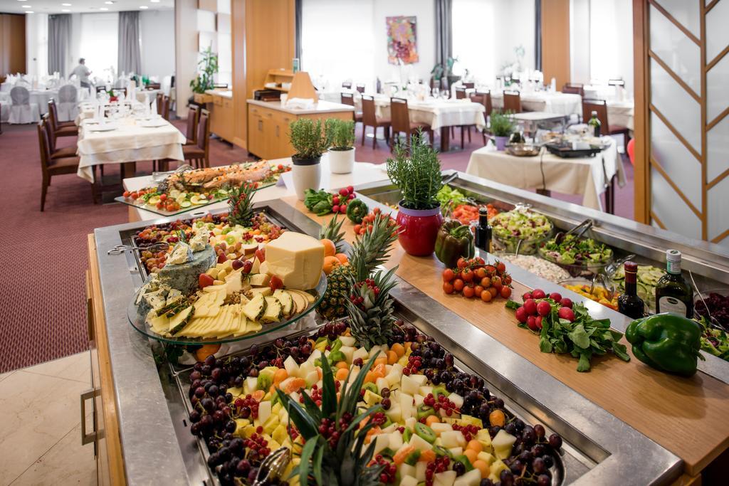 Grand Hotel Primus - Terme Ptuj - Sava Hotels & Resorts المظهر الخارجي الصورة